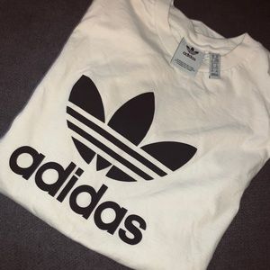 Adidas t-shirt